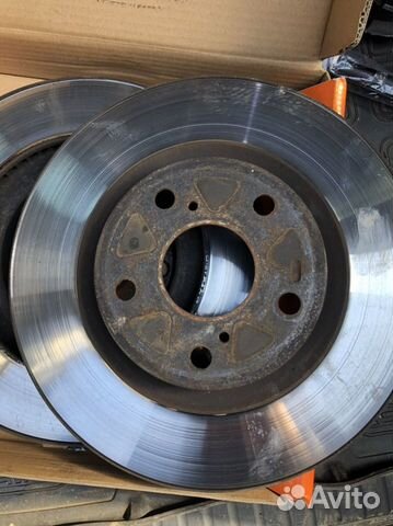 Тормозные диски передние Rav 4 2010