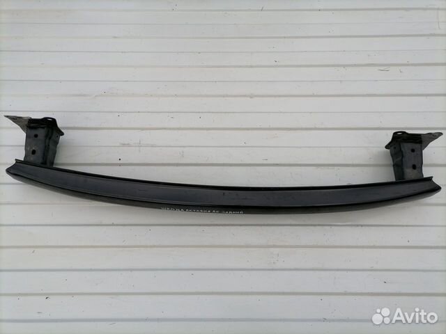 Усилитель заднего бампера Skoda Octavia A5 2013