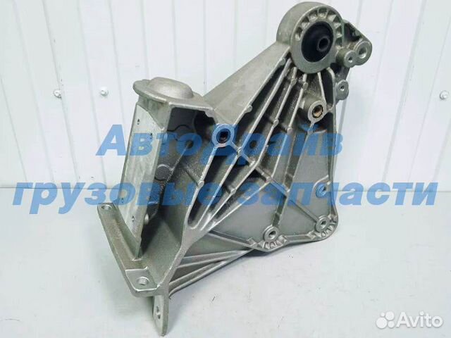 Кронштейн кабины Рено Премиум