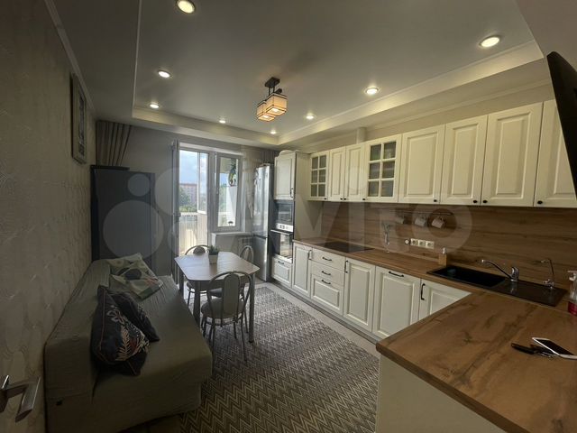 2-к. квартира, 65,5 м², 3/16 эт.