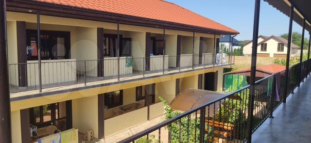 Комната 21 м² в 9-к., 1/2 эт.