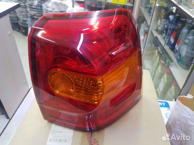 Фонарь задний Toyota Land Cruiser правый j200 диод