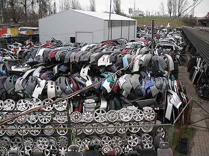 Авторазборка. Авторазборка орел телефоны. Авторазборка орел телефоны. Разобранная машина. Авторазборка орел телефоны.