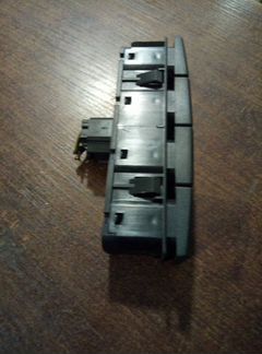 Кнопка обогрева переднего и заднего стекла Ford