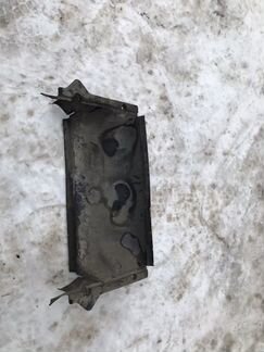 Воздухозаборник (внутри) для VW Passat (B3)