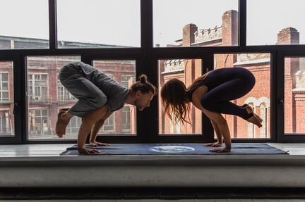 Йога-полотенце Vimom (Вимом). Положи на коврик