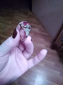 Серебряное кольцо