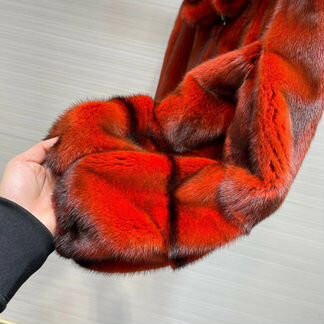 Шуба норковая Fendi