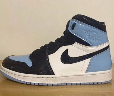 Nike Air Jordan 1 Retro High Blue Chill