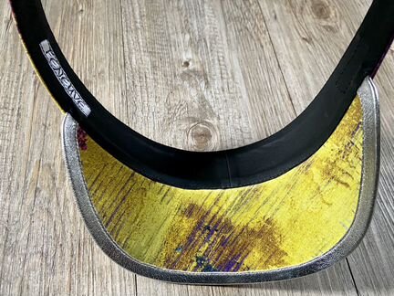 Сет из клатча и козырька