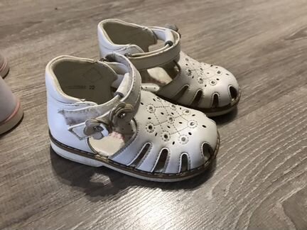 Сандалия на девочку 22 размер