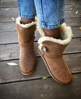 Ugg Bailey Button Bling