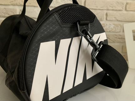 Спортивная (дорожная) сумка Nike Duffle