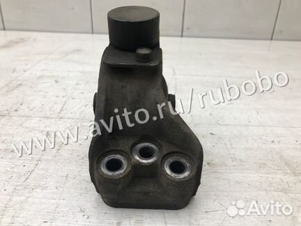 Опора двигателя правая Hyundai Sonata EF 5 G4JS