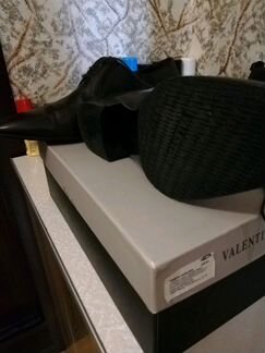 Ботинки от valentino