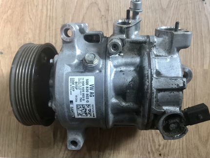 Компрессор кондиционера VW / Skoda