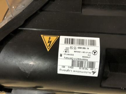 Фара правая Mercedes ML 166 ML166