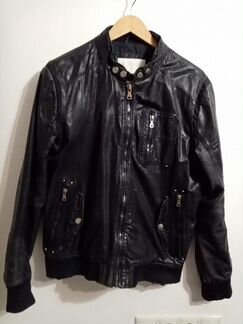 Пальто и кожаная куртка Zara пуховик