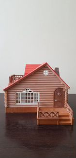 Коттедж Sylvanian families. Фигурки продаются отде