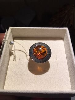 Серебряное кольцо янтарь