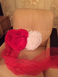 Украшение на автомобиль (сердечки)