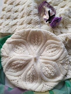 Берет белый