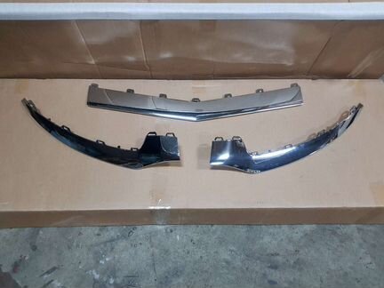 Хром накладка бампера Mercedes E207 AMG Купе Рест