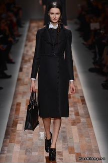 Шикарное пальто Valentino. Оригинал. Новое