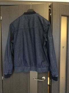 Куртка бомбер