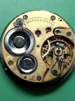 Часовой механизм dudemars freres