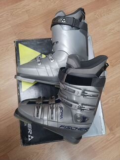 Горнолыжные ботинки