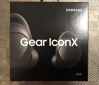 Беспроводные наушники Gear IconX