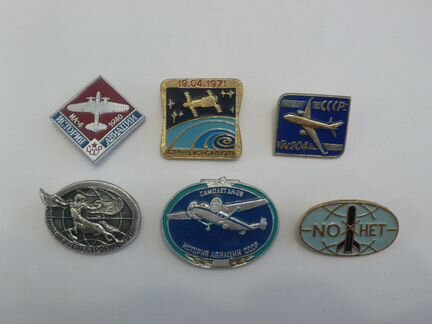 Значки - Машины,Самалёты,Поезда,Космос