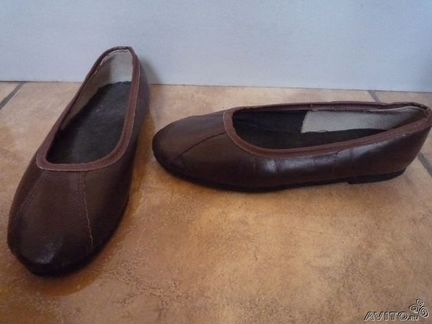 Тапки кожа и ткань, шлёпанцы, туфли, лапти р.36-38