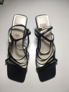 Босоножки Blossem