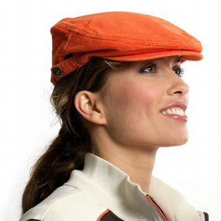 Кепка яркая новая