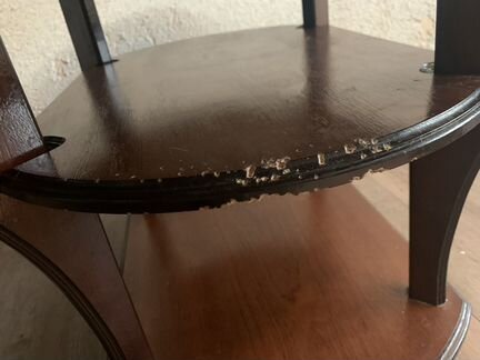 Стол журнальный деревянный