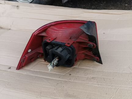 Фонарь задний правый для Volkswagen Passat B7