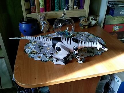 Робот динозавр