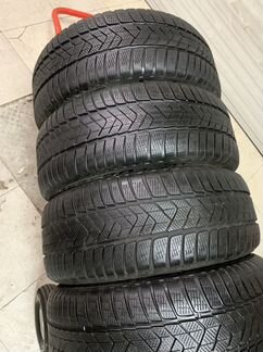 Pirelli Sottozero 3 245/45/18, RSC