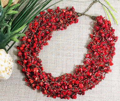 Коралловое колье. Авторская работа