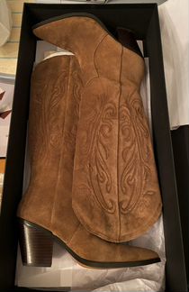 Продам сапоги 