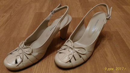 Босоножки Сovani с закрытым мысом в хор. состоянии