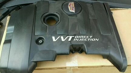 Cadillac ATS CTS 3 декоративная крышка двс 2.0T LT