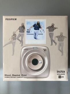 Фотоаппарат Fujifilm Instax SQ 20
