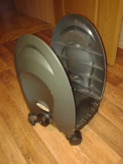 Подставка под системный блок компьютера на колесах