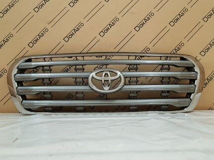 Решетка радиатора Toyota Land Cruiser 200