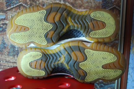 AIR Jordan 11 snakeskin