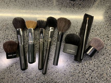 Кисти Chanel, MAC, Givenchy, Bobbi Brown, Armani