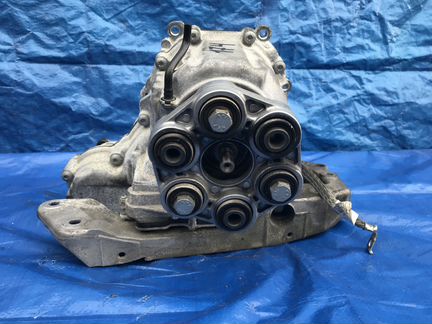 Раздатка для бмв 535XI 12-17